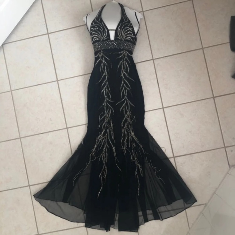 Black Beaded Night Moves Prom Evening Gown Sz 2